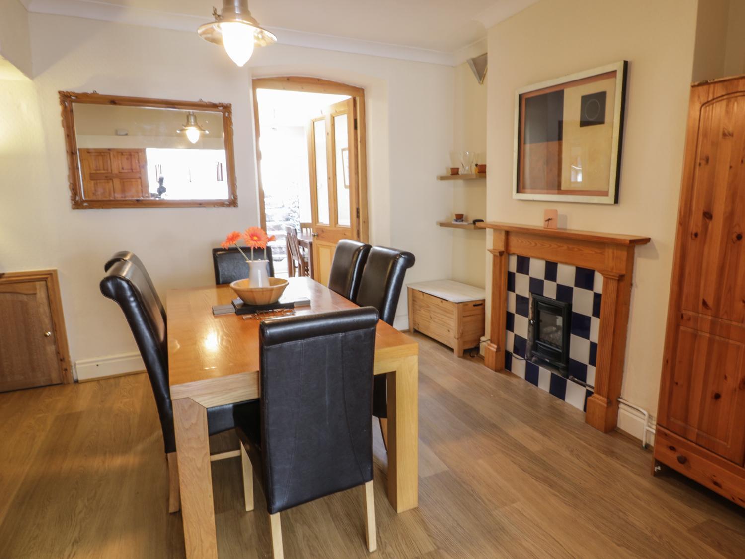Holiday home Chwech Menai Bridge